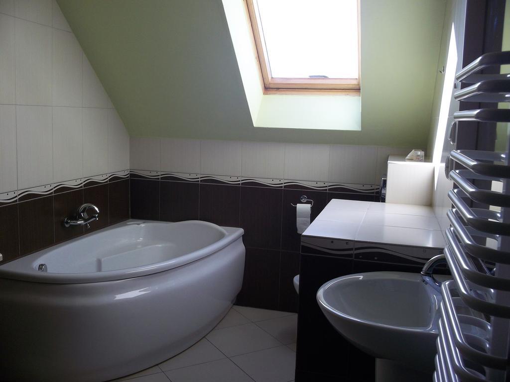 Stelmaszczyka Apartment & Rooms Ястарня Стая снимка